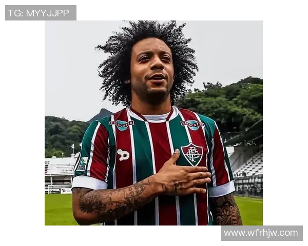 黑人脏辫足球明星的传奇人生与场上风采揭秘 黑人脏辫足球明星的传奇人生与场上风采揭秘