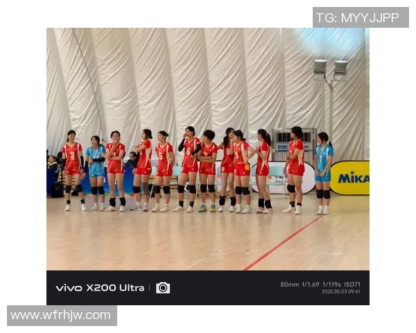 重庆排球队防反战术分析与比赛表现评估探讨 重庆排球队防反战术分析与比赛表现评估探讨